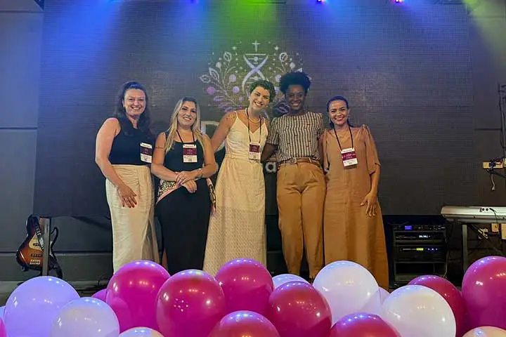 foto-horizontal-slide-comunidade-dna-das-empreendedoras-bruna-alano-e-mulheres-otm